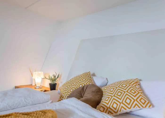 Whirlpool , Dachterrasse , Wienblick , Zwei Etagen Apartment *