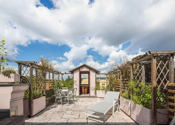 Whirlpool , Dachterrasse , Wienblick , Zwei Etagen *