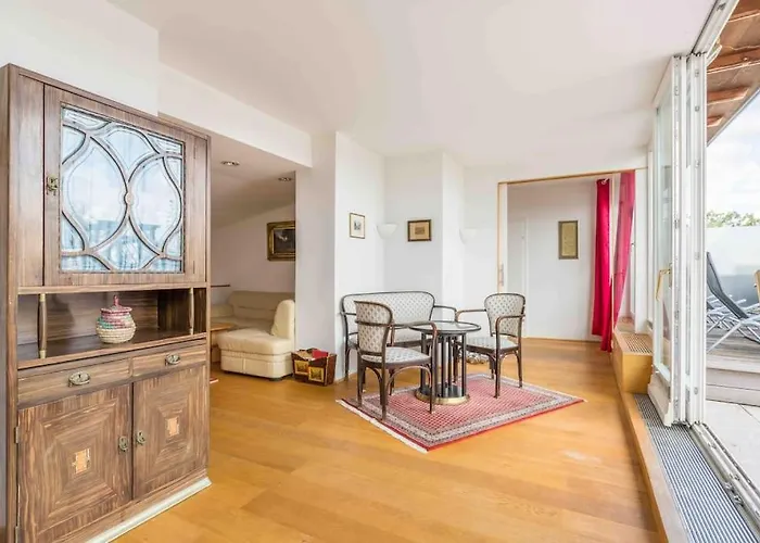 Apartment Whirlpool , Dachterrasse , Wienblick , Zwei Etagen *