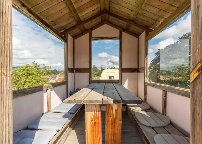 Apartment Whirlpool , Dachterrasse , Wienblick , Zwei Etagen *